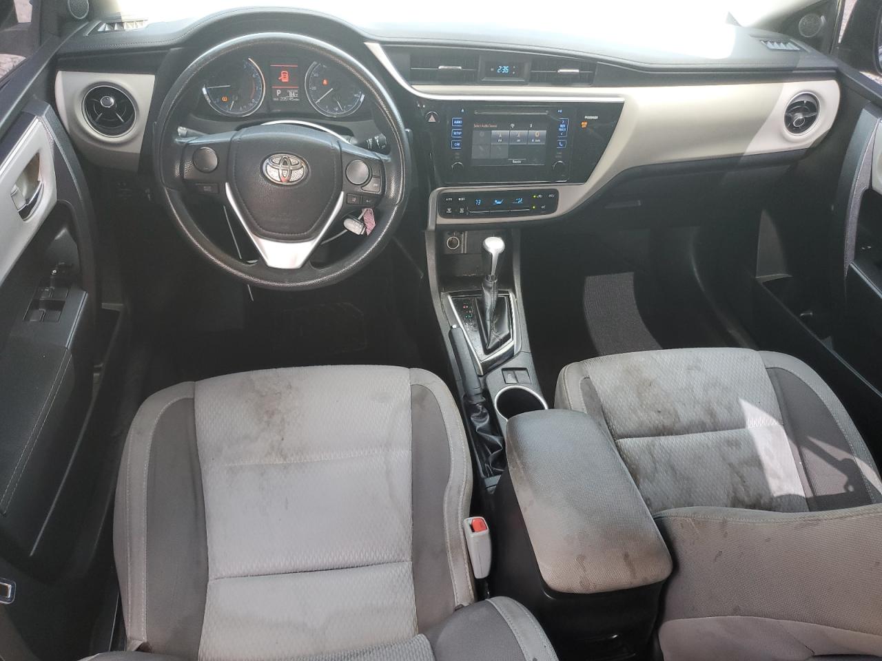 2017 Toyota Corolla L VIN: 5YFBURHE7HP587008 Lot: 84805405