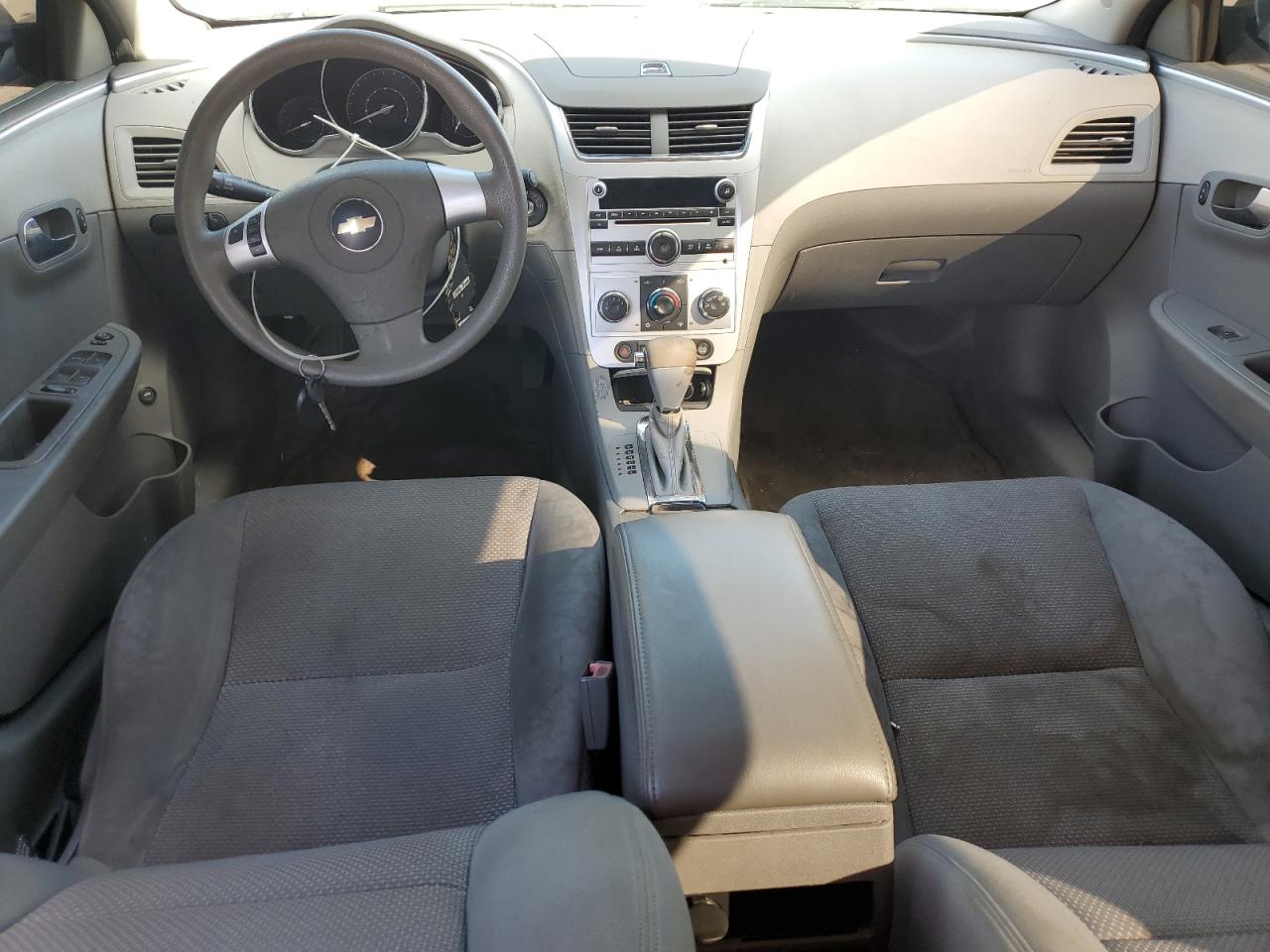 2010 Chevrolet Malibu Ls VIN: 1G1ZB5EB4AF141024 Lot: 84637275