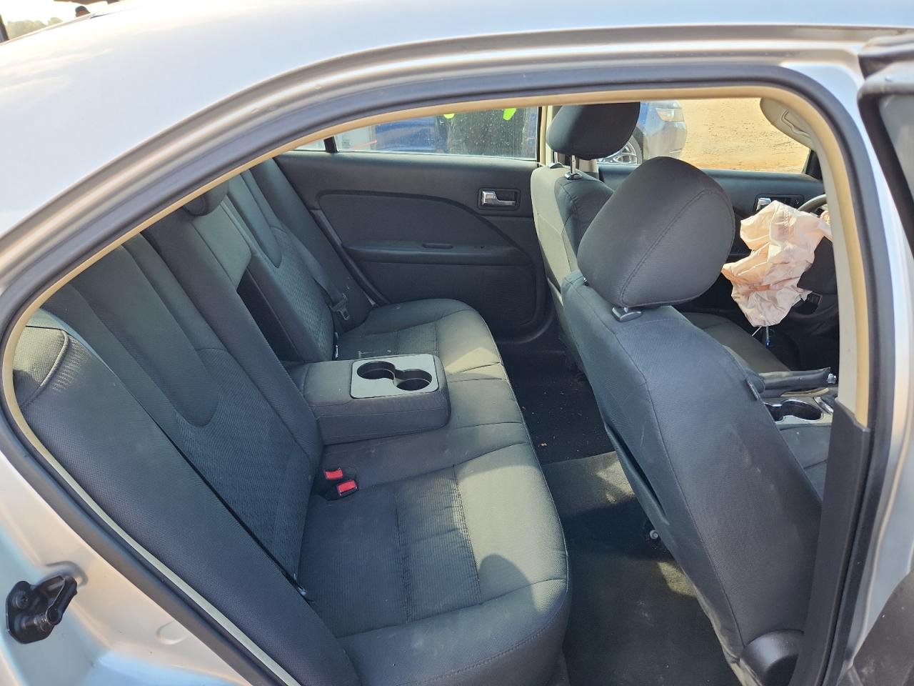 2011 Ford Fusion Se VIN: 3FAHP0HA9BR298696 Lot: 84815485