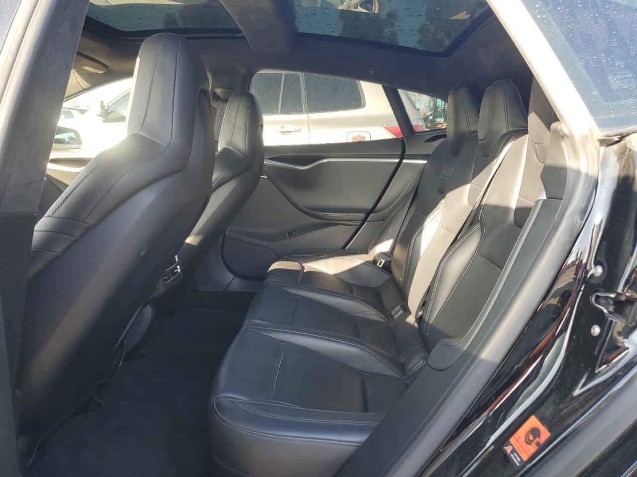 2015 Tesla Model S 85D VIN: 5YJSA1H23FFP63089 Lot: 82692835