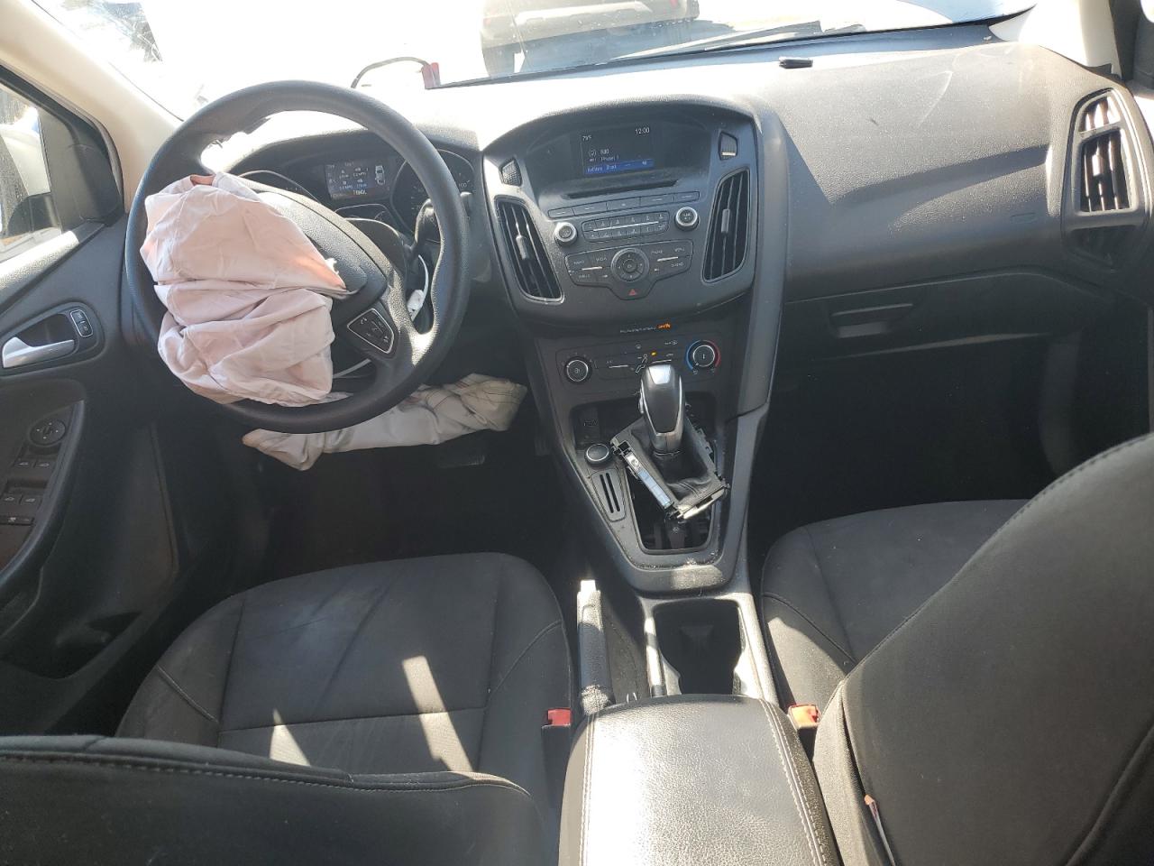 2016 Ford Focus Se VIN: 1FADP3F26GL266791 Lot: 85830805