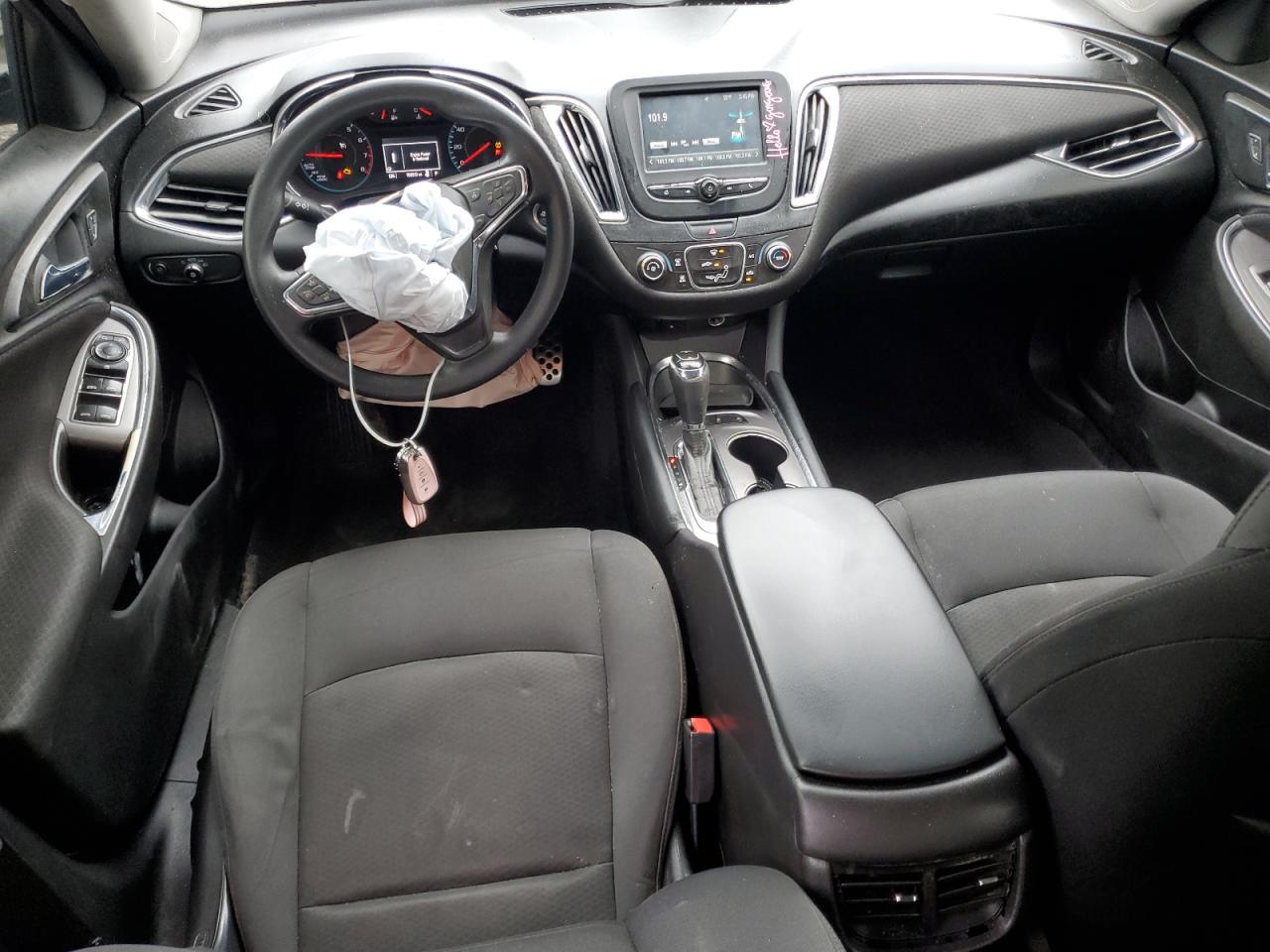 2017 Chevrolet Malibu Lt VIN: 1G1ZE5ST2HF104634 Lot: 90625965