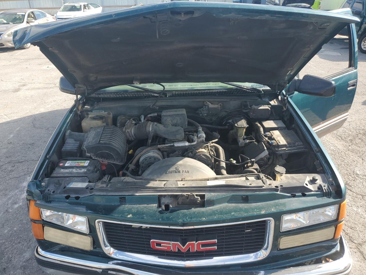 1998 GMC Yukon VIN: 1GKEK13R7WJ719866 Lot: 86484335