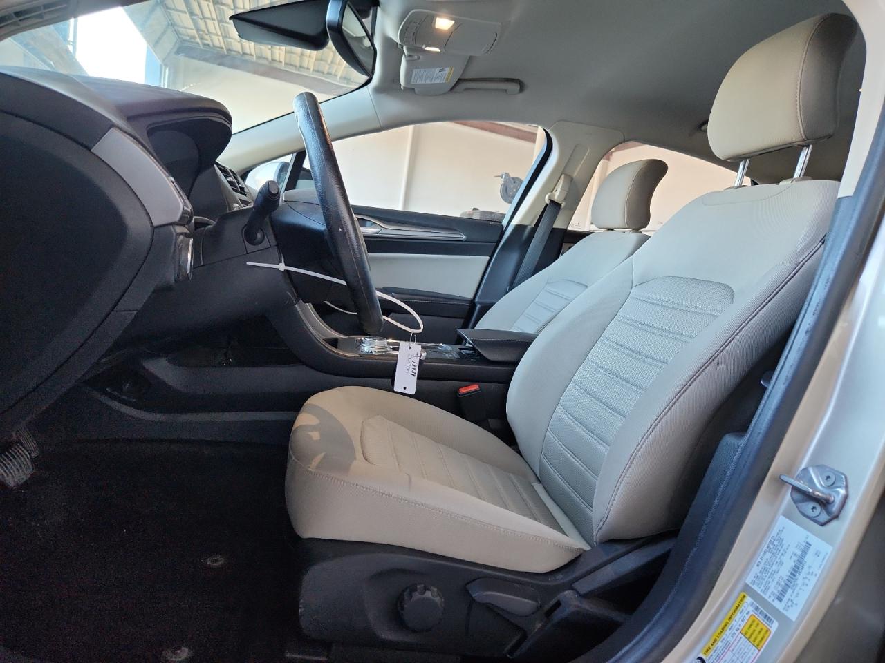 2019 Ford Fusion S VIN: 3FA6P0G71KR268959 Lot: 87073005