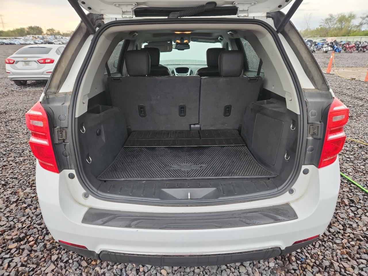 2017 Chevrolet Equinox Premier VIN: 2GNALDEK1H1558167 Lot: 85000955