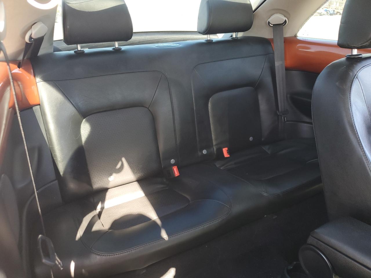 2010 Volkswagen New Beetle VIN: 3VWRW3AGXAM034218 Lot: 85505865