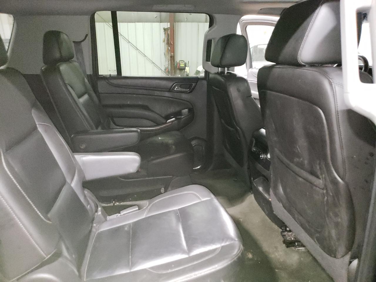 2015 Chevrolet Suburban K1500 Lt VIN: 1GNSKJKC8FR532351 Lot: 84644825