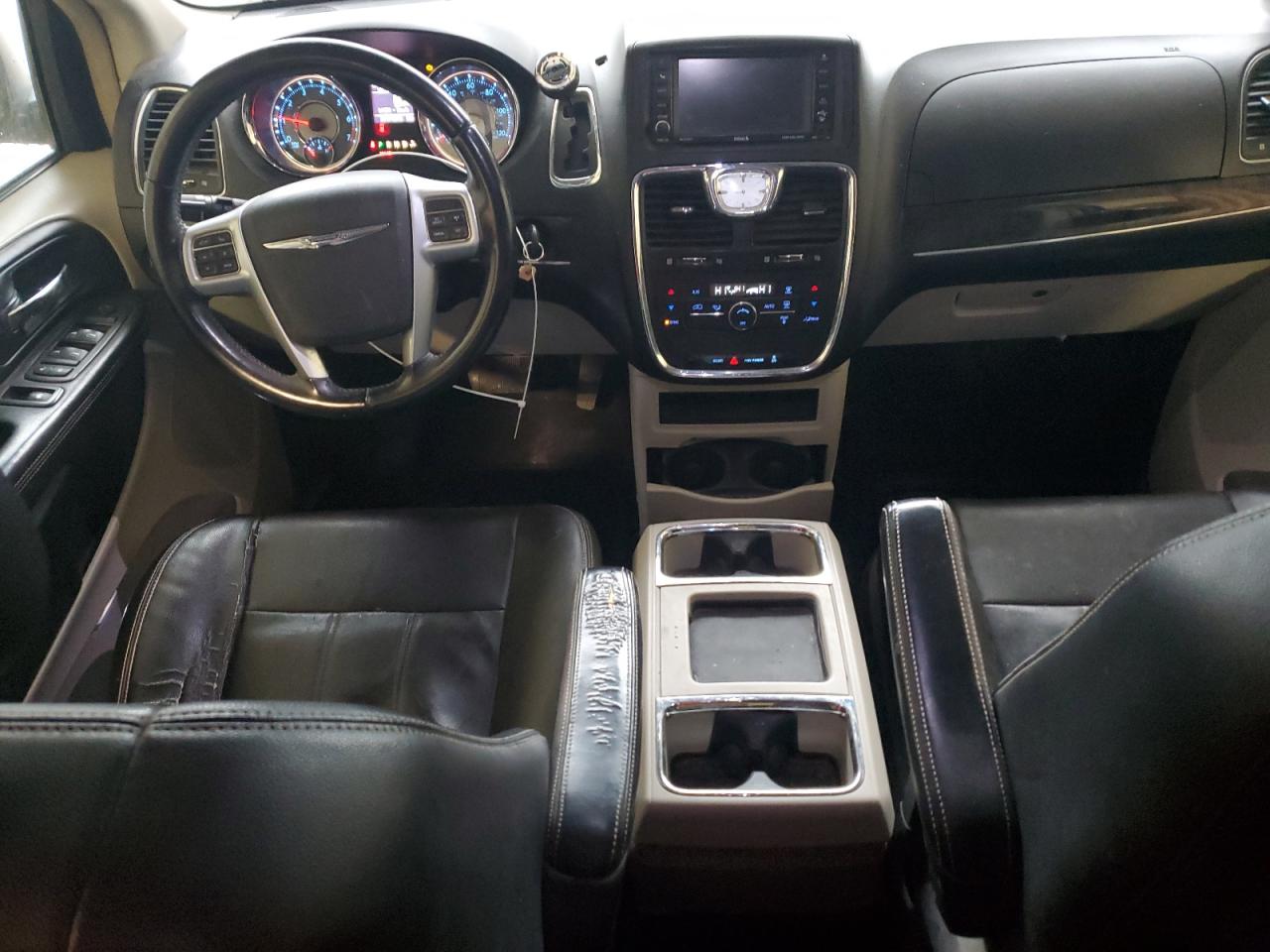 2013 Chrysler Town & Country Touring VIN: 2C4RC1BG5DR712160 Lot: 90105555