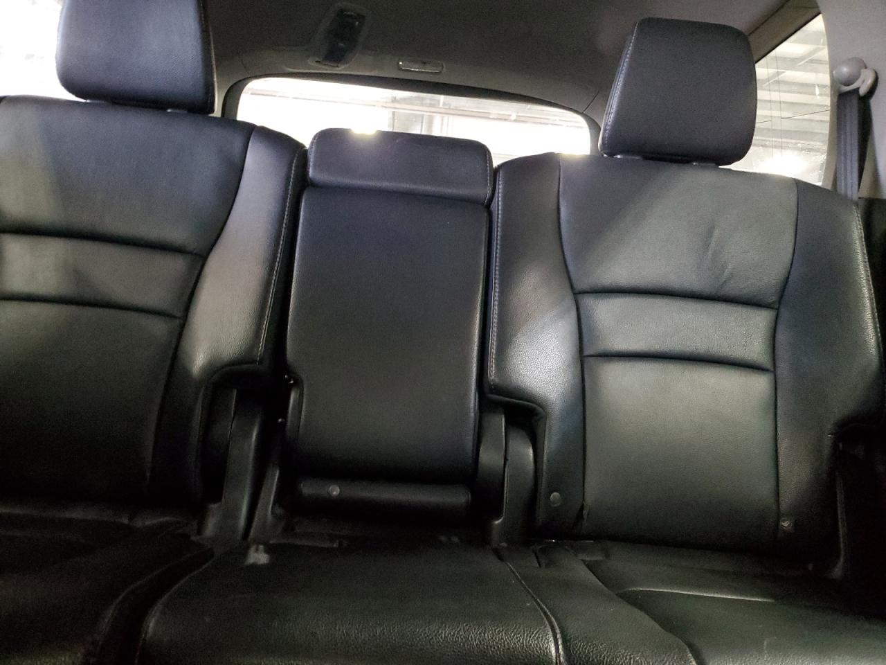 2017 Honda Pilot Exln VIN: 5FNYF6H70HB027184 Lot: 85877605