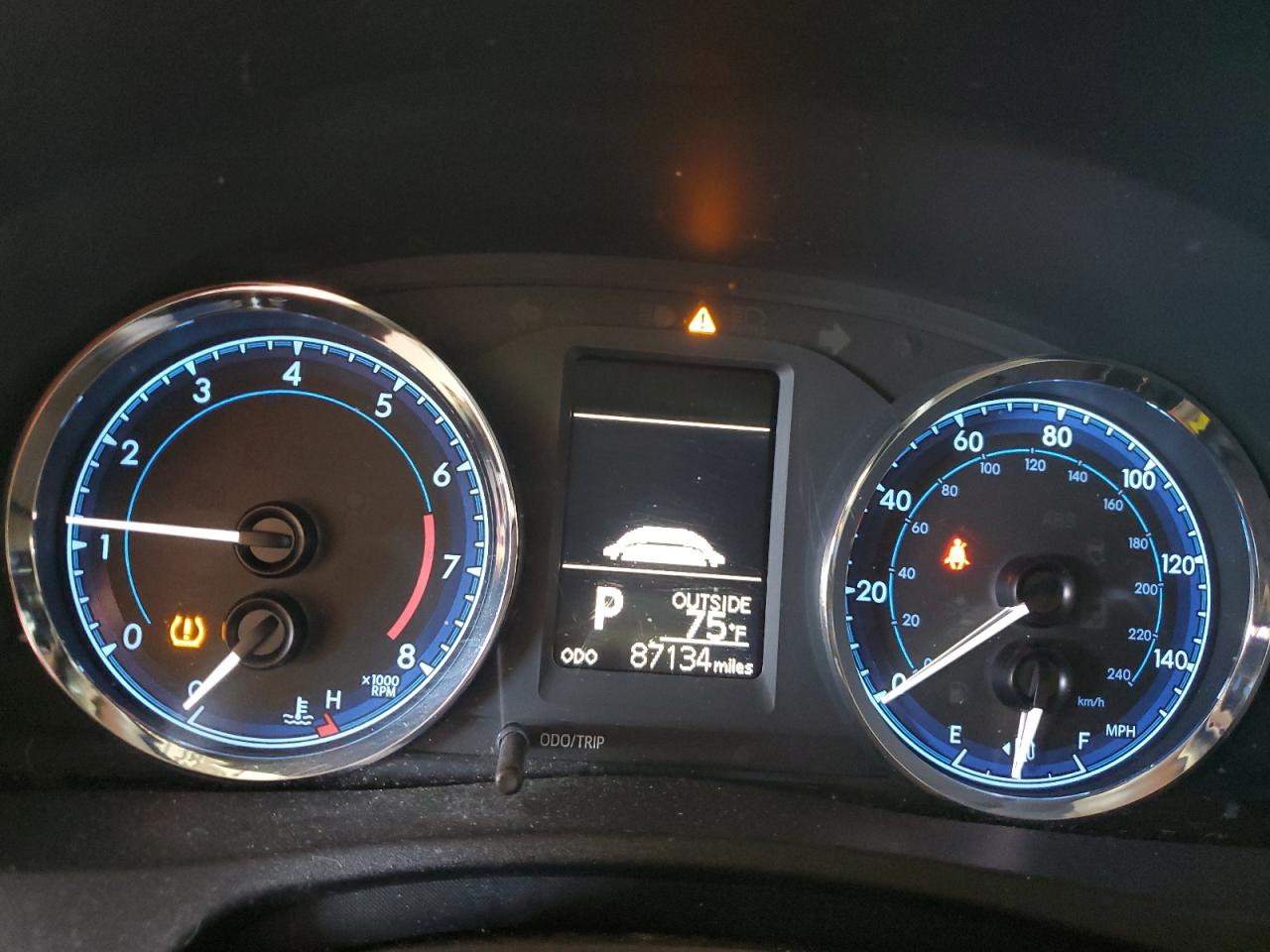 2018 Toyota Corolla L VIN: 2T1BURHE0JC971850 Lot: 84623575