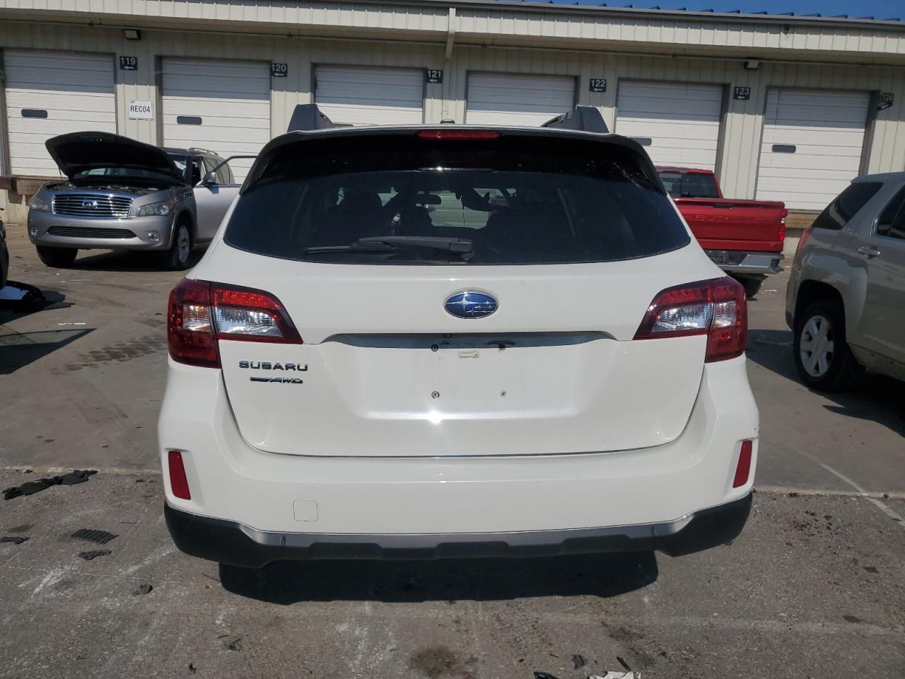 2015 Subaru Outback 2.5I Premium VIN: 4S4BSAFC5F3305362 Lot: 84767955