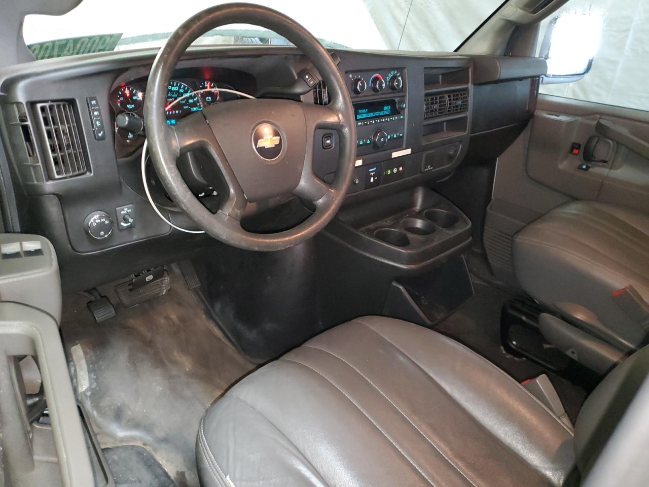 2018 Chevrolet Express G2500 VIN: 1GCWGAFG5J1339476 Lot: 93640055