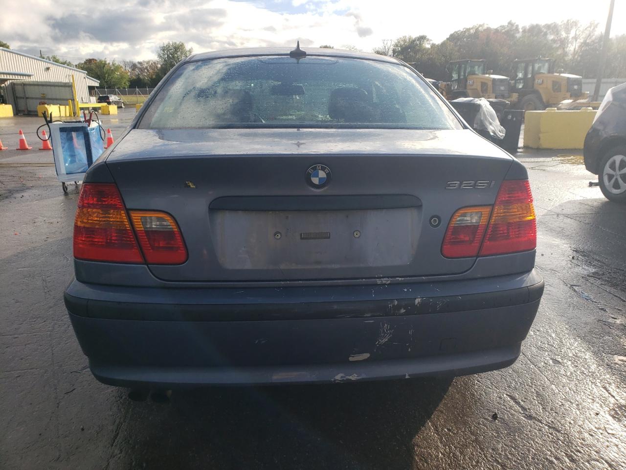 2003 BMW 325 I VIN: WBAET374X3NJ23977 Lot: 90474555