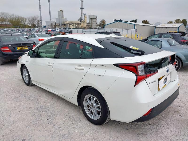 2019 TOYOTA PRIUS HYBRID 