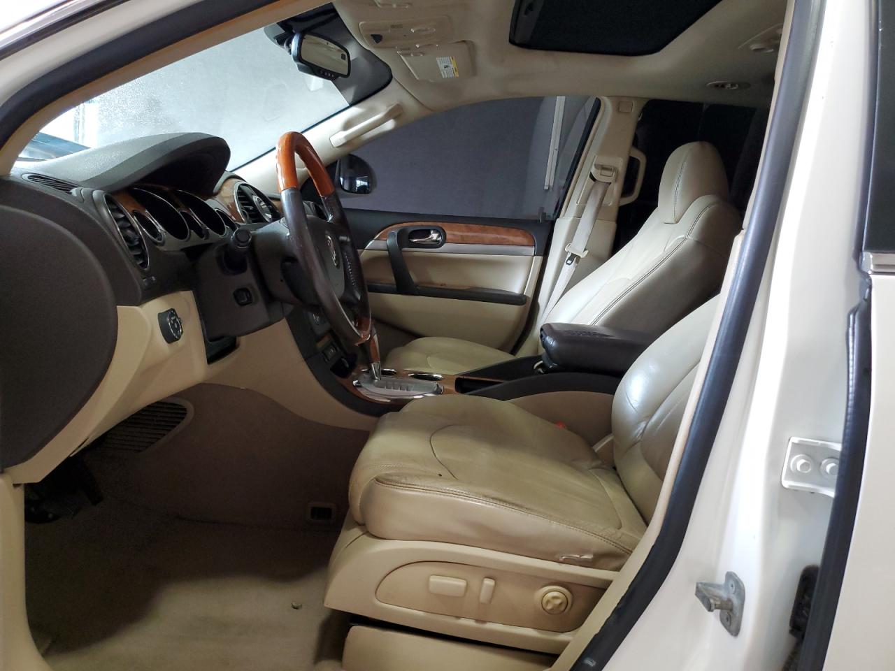 2008 Buick Enclave Cxl VIN: 5GAEV237X8J301572 Lot: 82500305