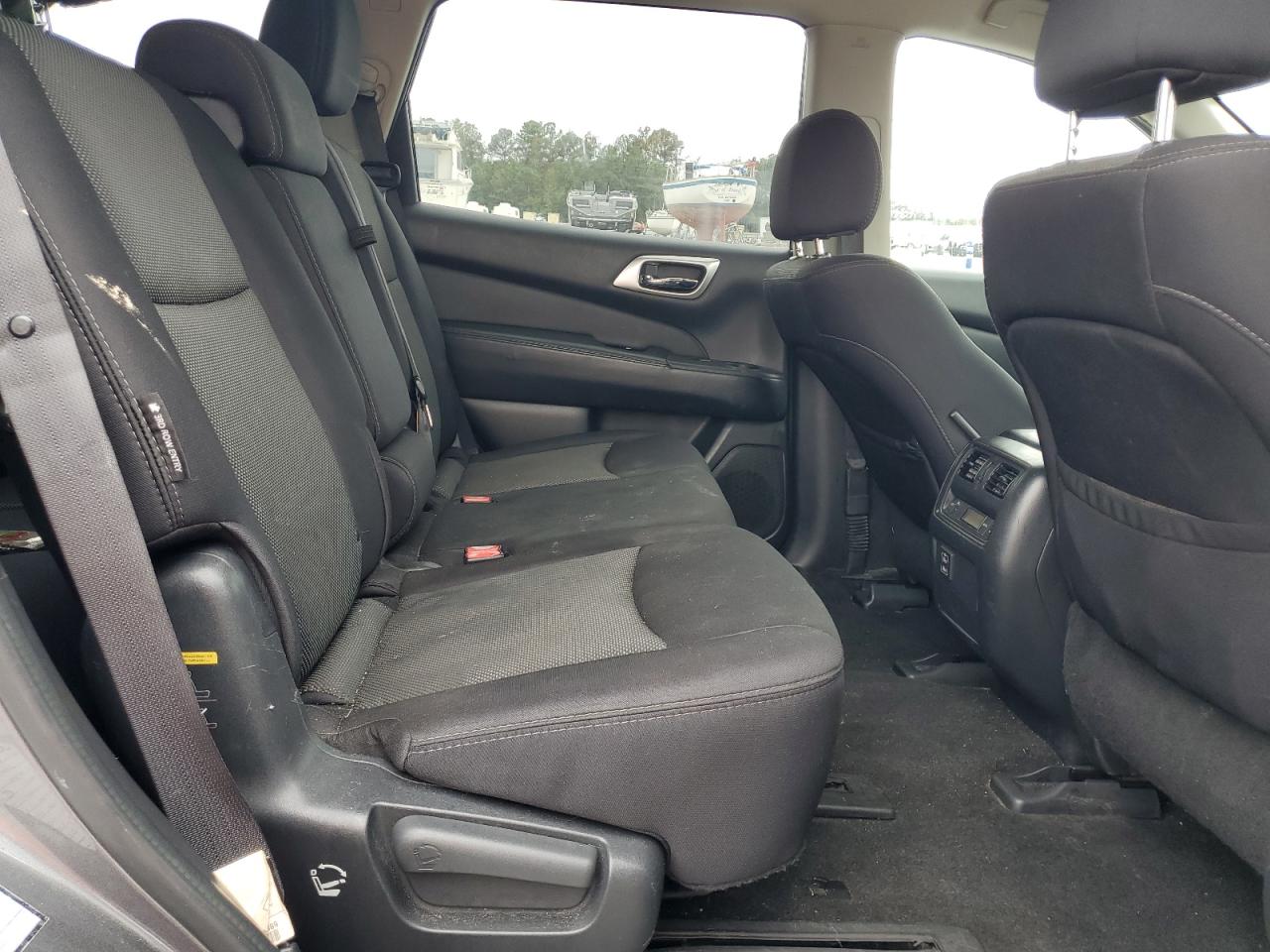 2018 Nissan Pathfinder S VIN: 5N1DR2MN8JC628912 Lot: 82449975