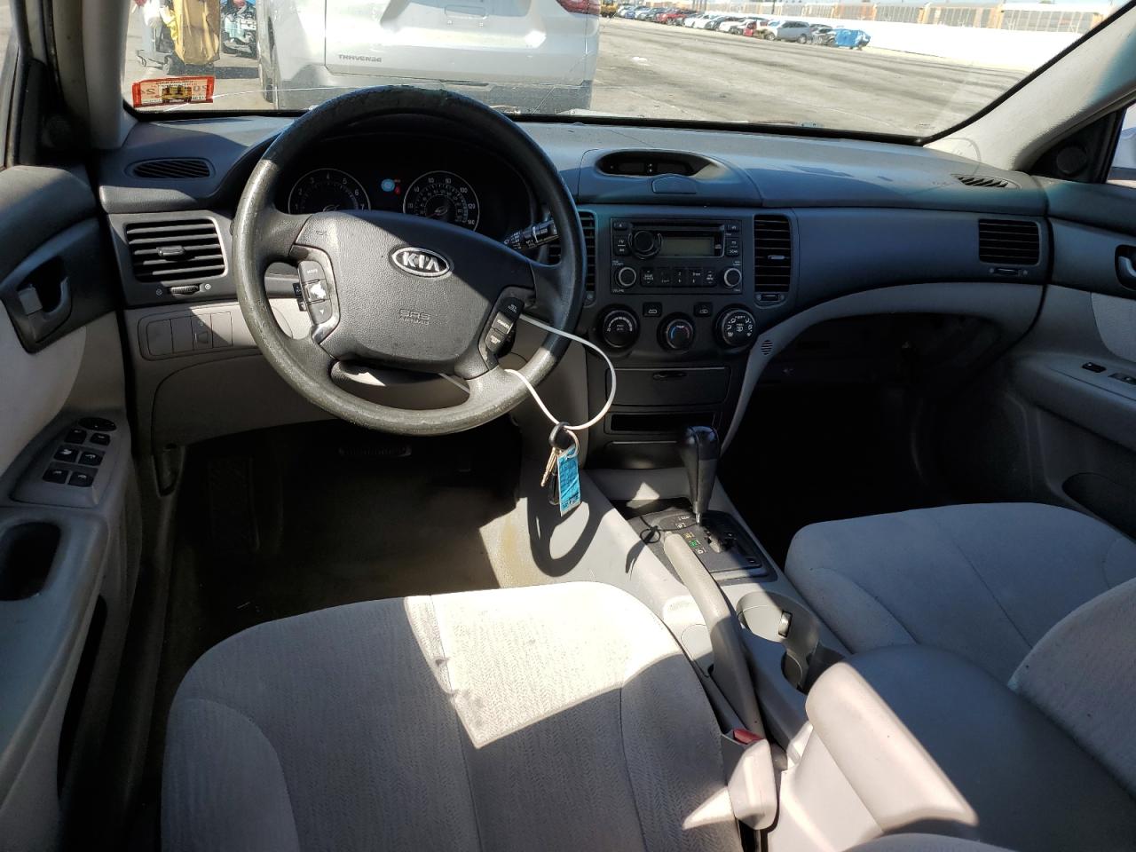 2007 Kia Optima Lx VIN: KNAGE123375105249 Lot: 84906535