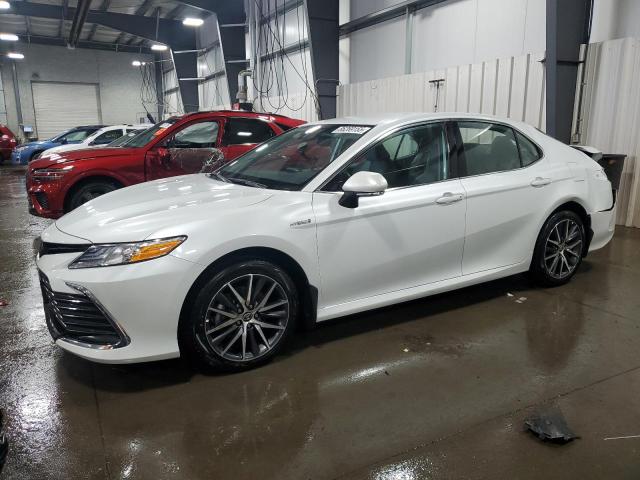 TOYOTA CAMRY XLE 2021