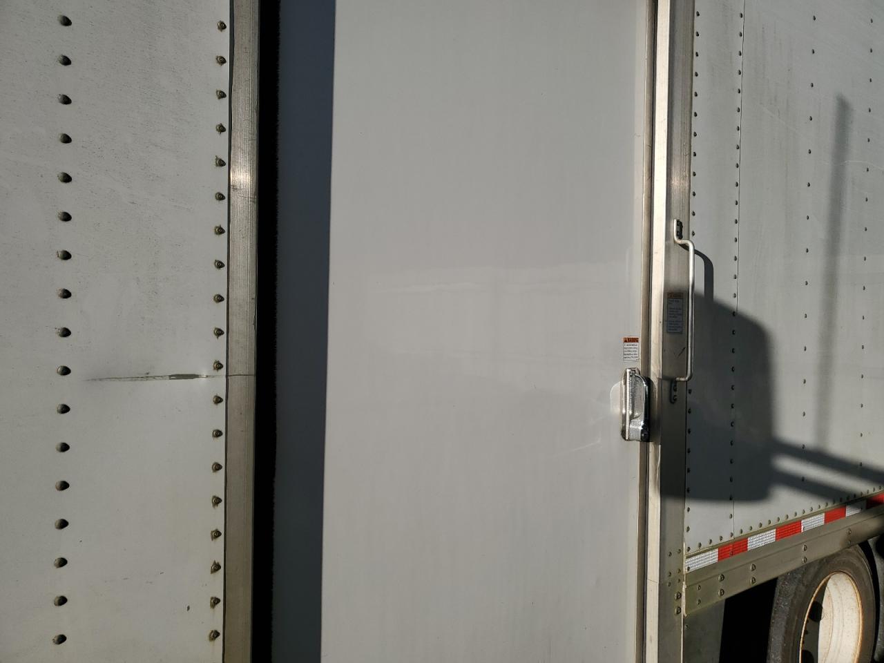 2017 Isuzu Npr Hd Box Truck VIN: 54DC4W1CXHS805111 Lot: 86605235