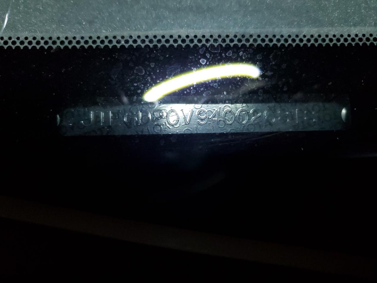 2004 Toyota Rav4 VIN: 026818 Lot: 85203695