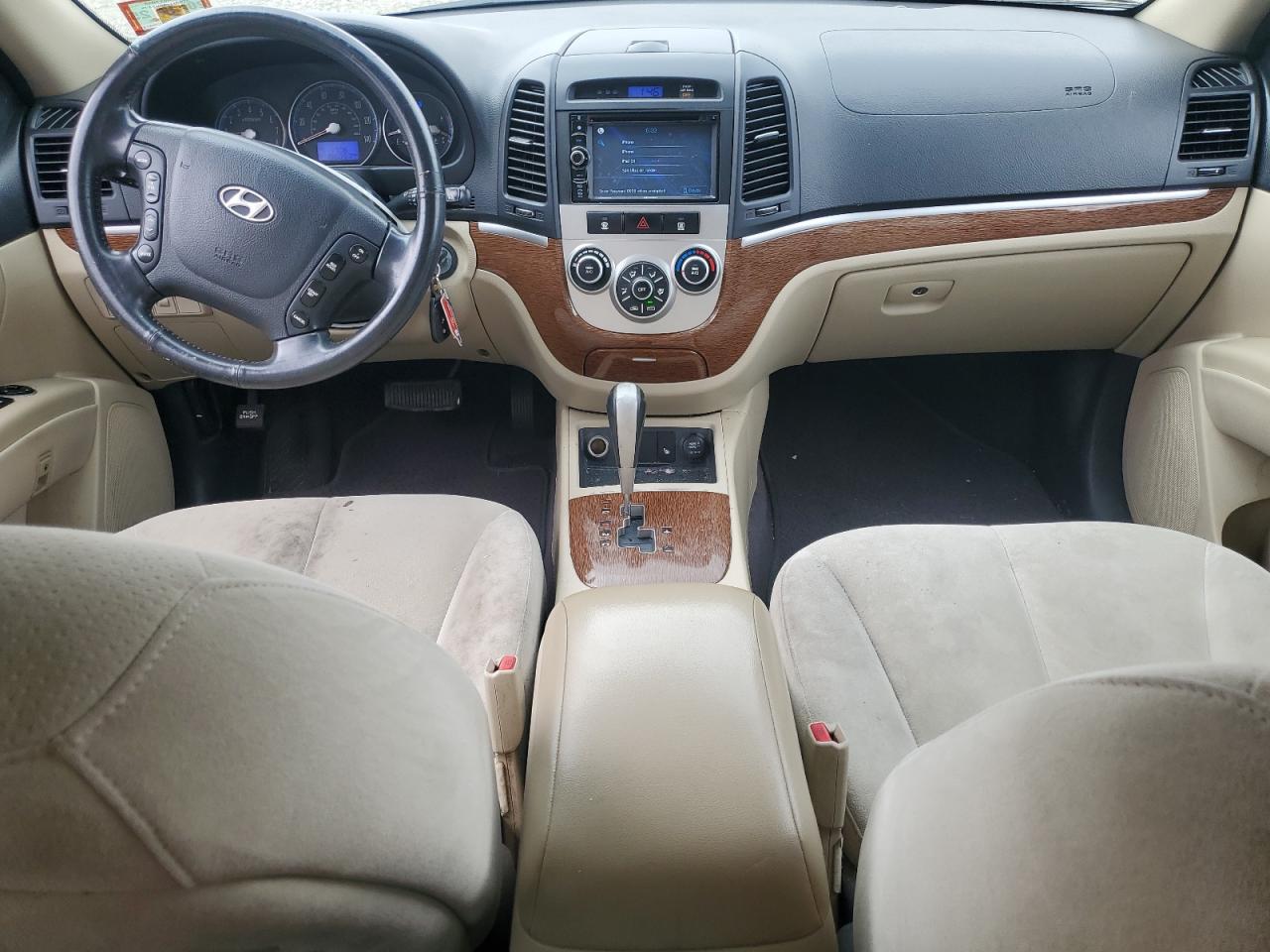 2008 Hyundai Santa Fe Gls VIN: 5NMSG73D88H198897 Lot: 85821475