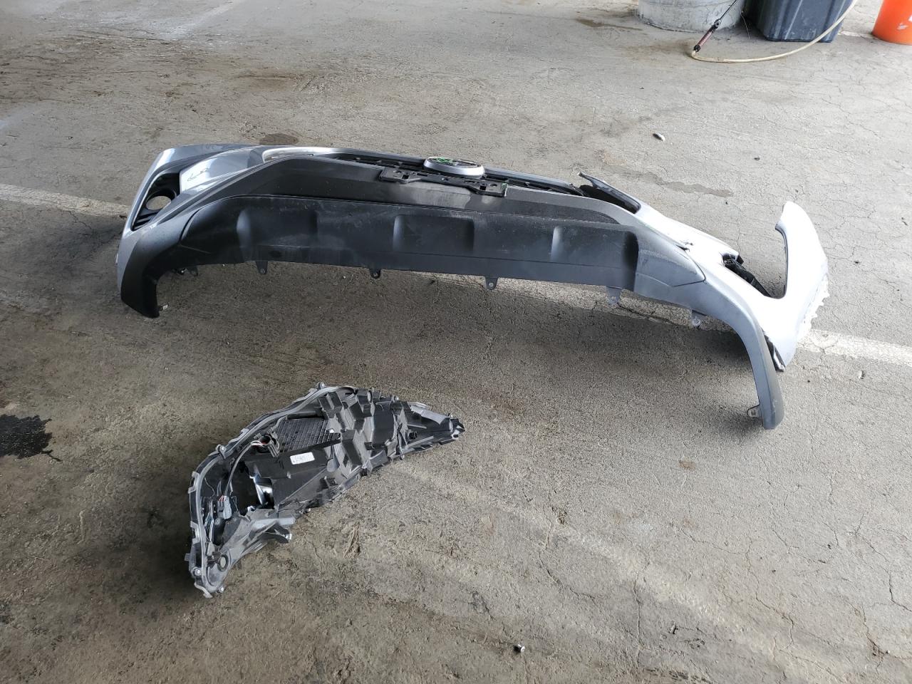 2020 Toyota Rav4 Xle VIN: 2T3P1RFV3LC094167 Lot: 84648225