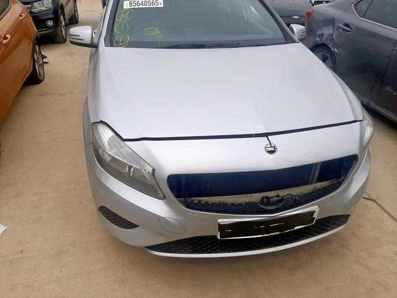 2014 MERCEDES-BENZ A180 BLUEEFFICIENCY SPORT 