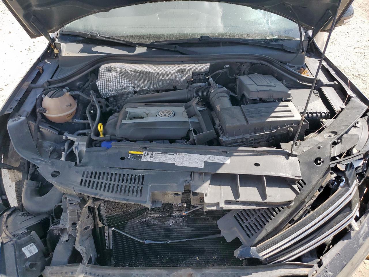 2016 Volkswagen Tiguan S VIN: WVGAV7AX8GW515695 Lot: 85362125