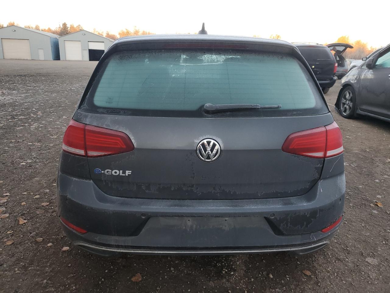 2018 Volkswagen E-Golf Sel Premium VIN: WVWPR7AU5JW913558 Lot: 90082345