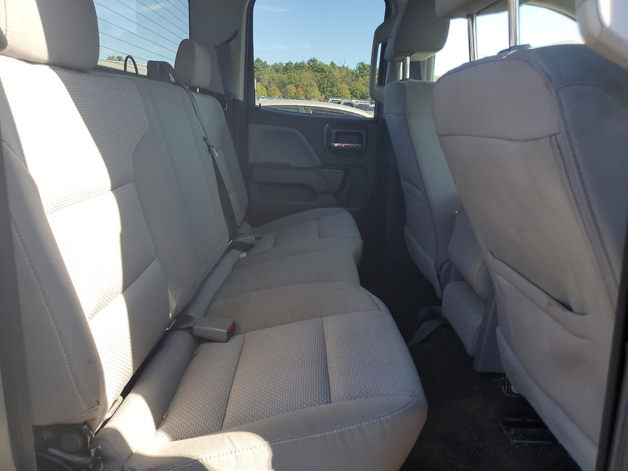 2017 Chevrolet Silverado K1500 Custom VIN: 1GCVKPEH9HZ398811 Lot: 84882295