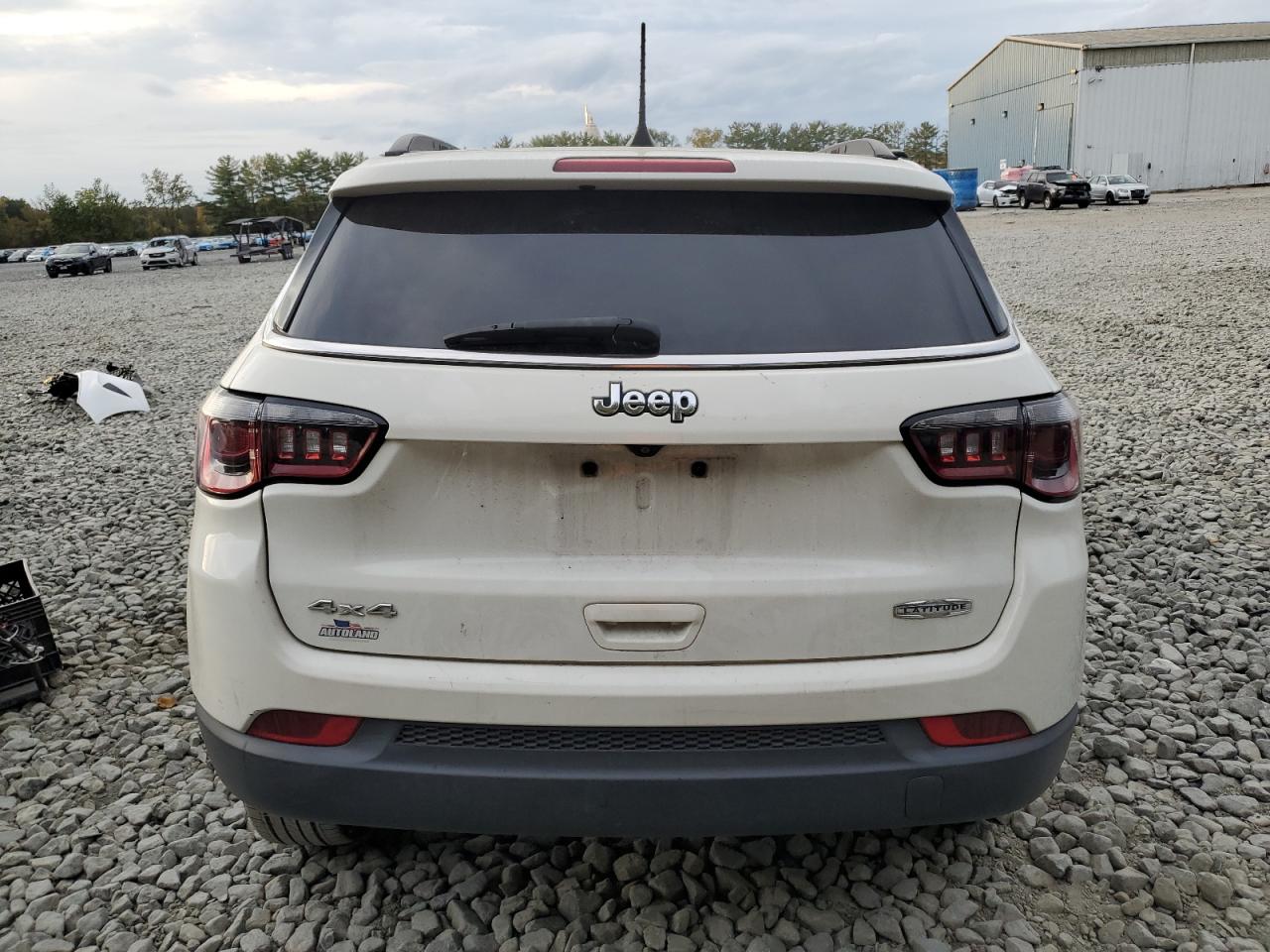 2019 Jeep Compass Latitude VIN: 3C4NJDBBXKT734434 Lot: 84751825