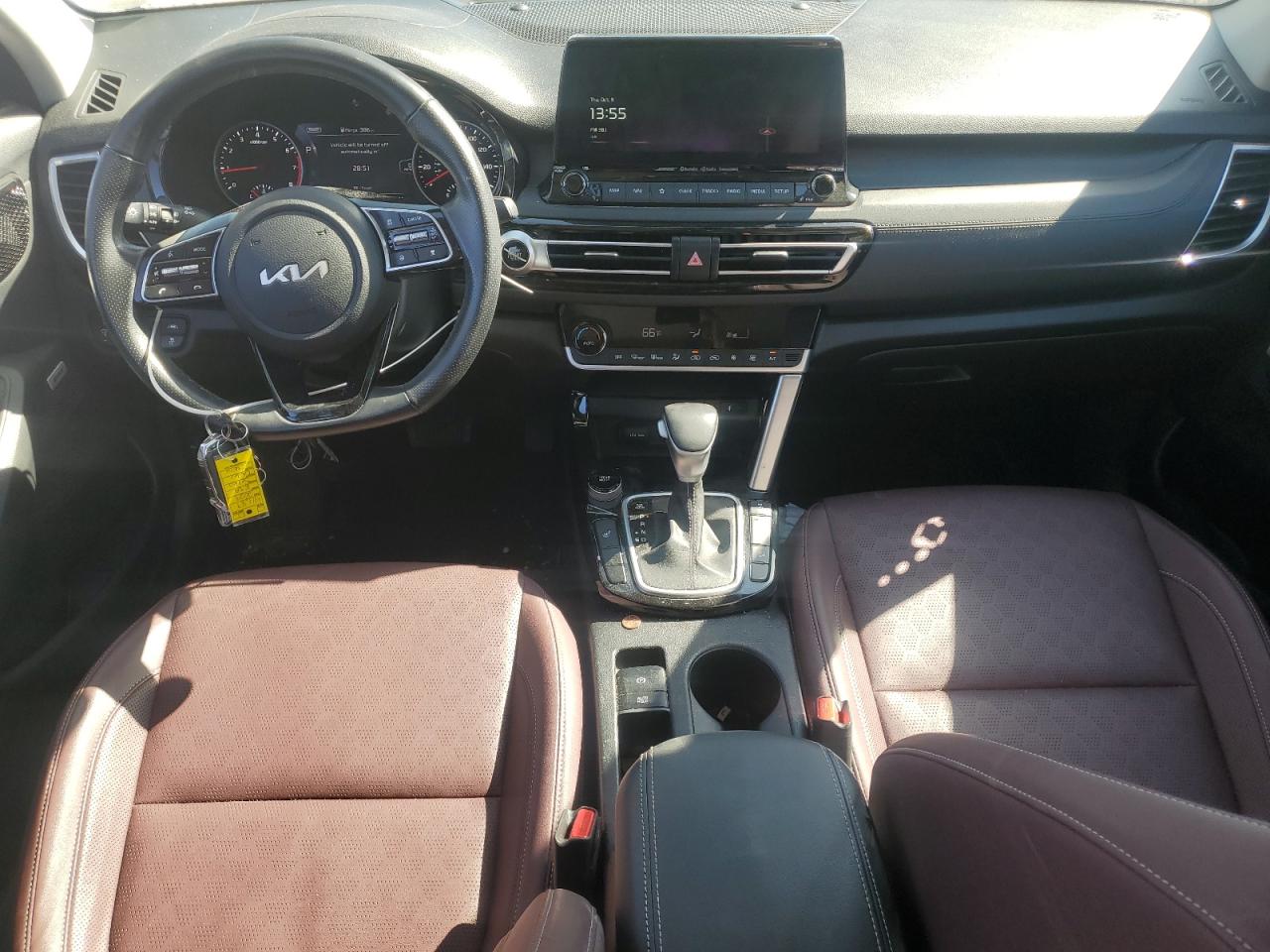 2023 Kia Seltos Sx VIN: KNDETCA29P7368211 Lot: 86137585