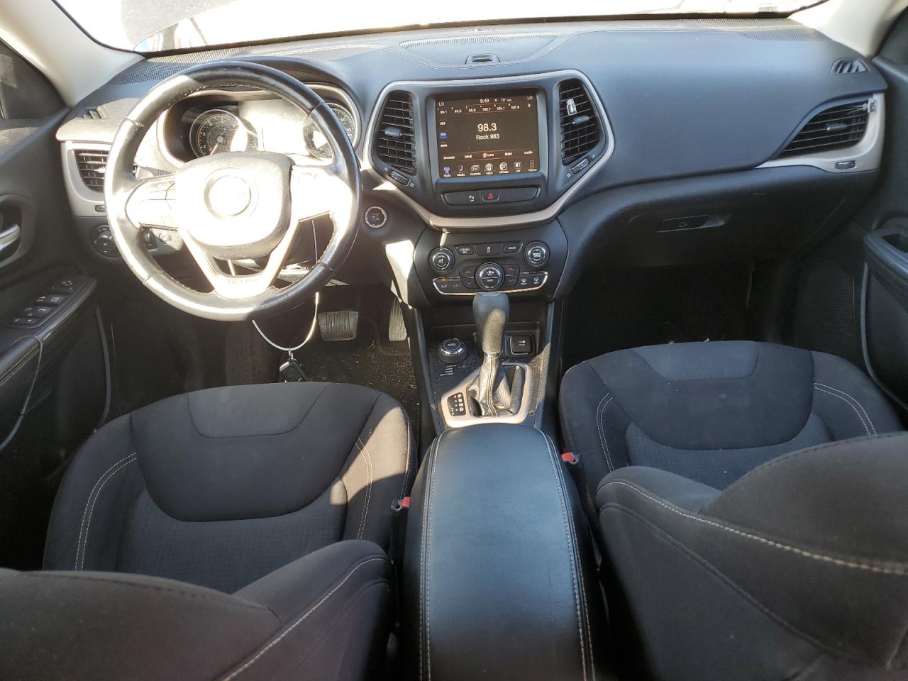 2016 Jeep Cherokee Latitude VIN: 1C4PJMCB7GW241142 Lot: 85918865