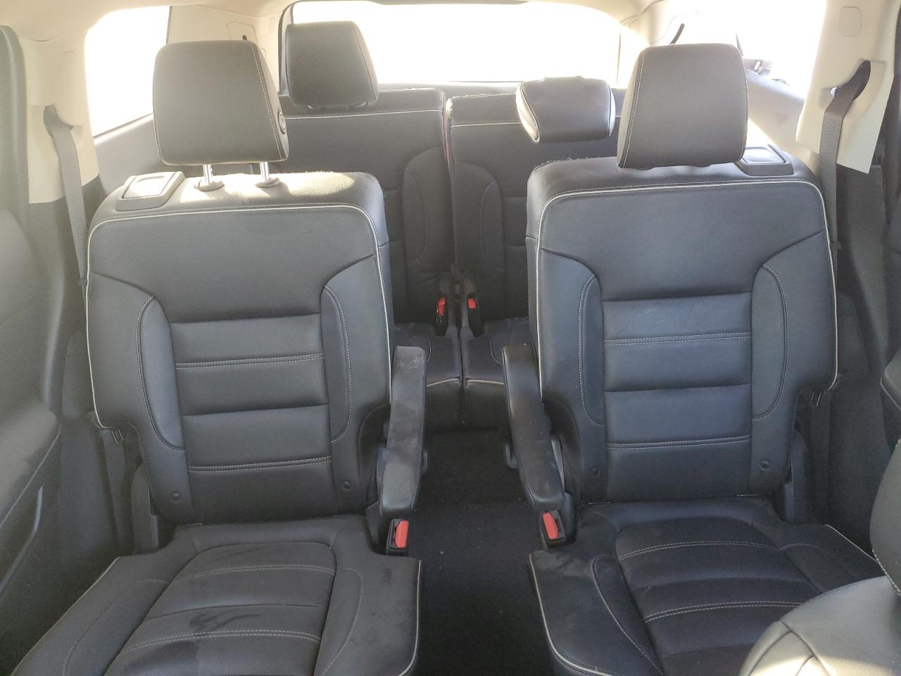 2019 GMC Acadia Denali VIN: 1GKKNPLS5KZ184094 Lot: 89876905