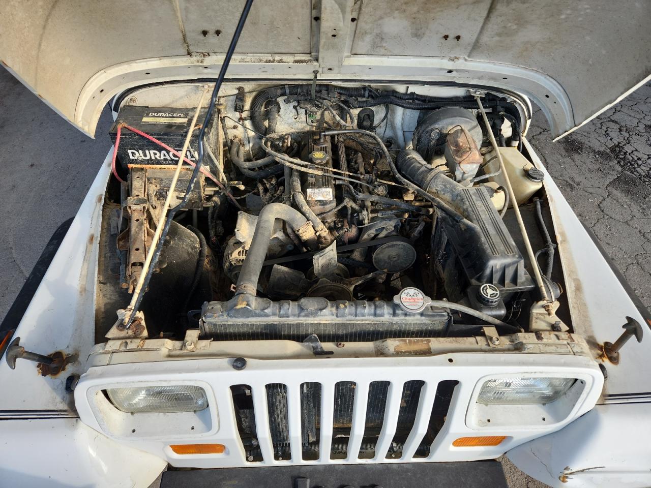 1995 Jeep Wrangler / Yj S VIN: 1J4FY19P3SP272717 Lot: 90571105