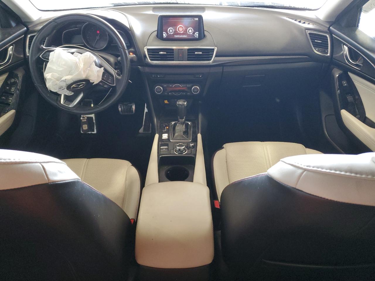 2018 Mazda 3 Grand Touring VIN: 3MZBN1M34JM255055 Lot: 90140455