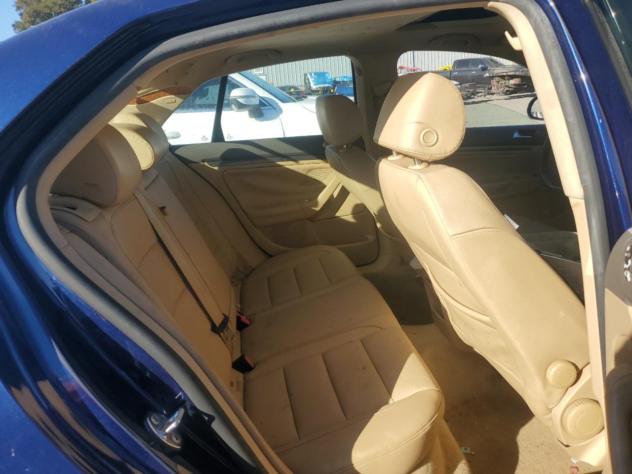 2006 Volkswagen Jetta 2.5 Option Package 1 VIN: 3VWSG71K36M740562 Lot: 85886525