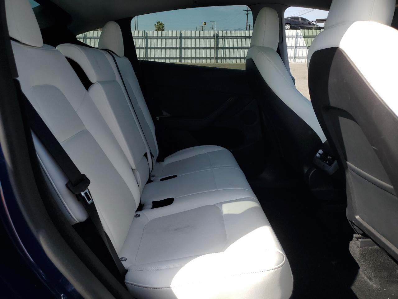 2023 Tesla Model Y VIN: 7SAYGDEE6PA058975 Lot: 85126905