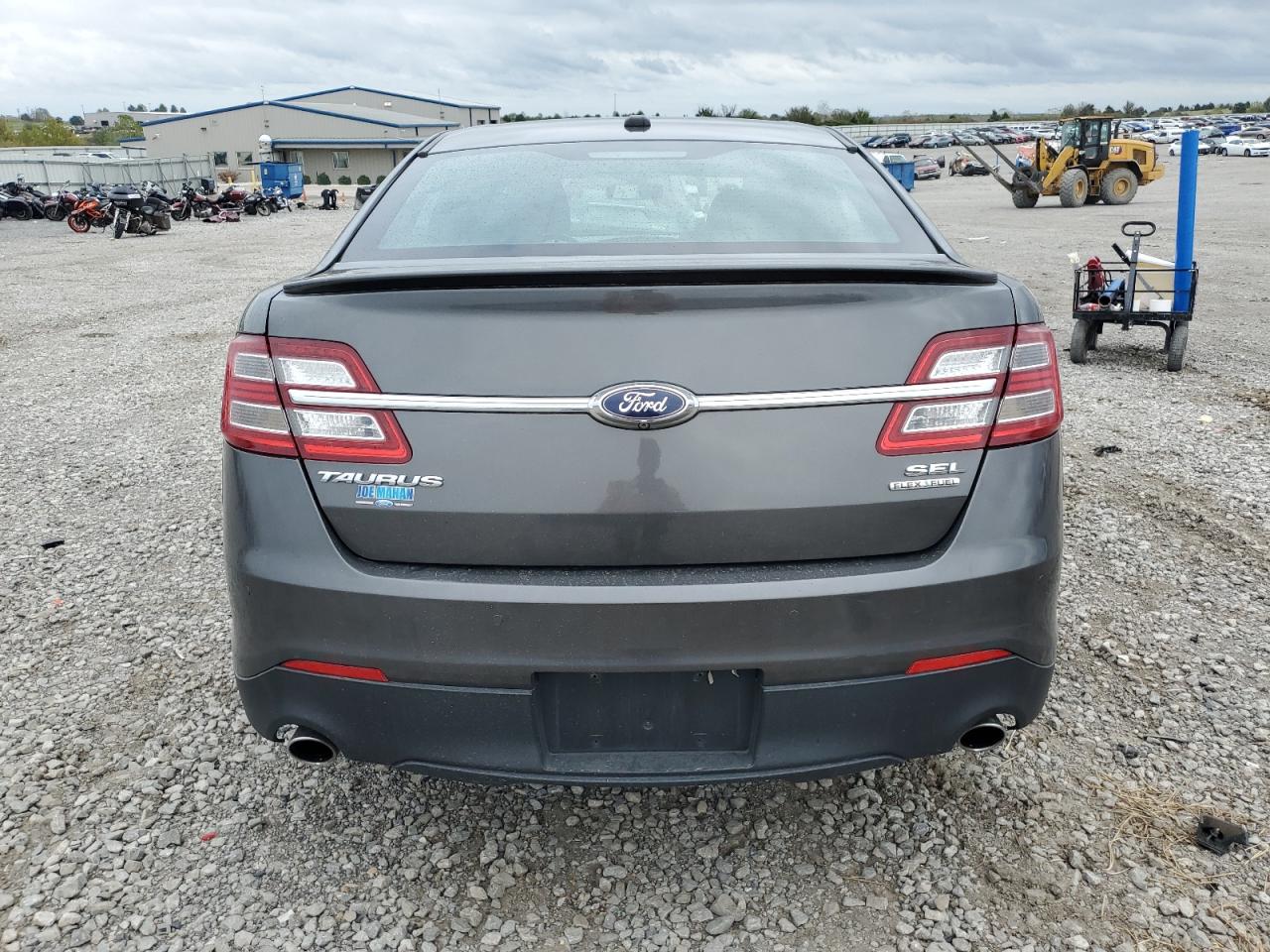 2015 Ford Taurus Sel VIN: 1FAHP2E86FG145672 Lot: 82230555