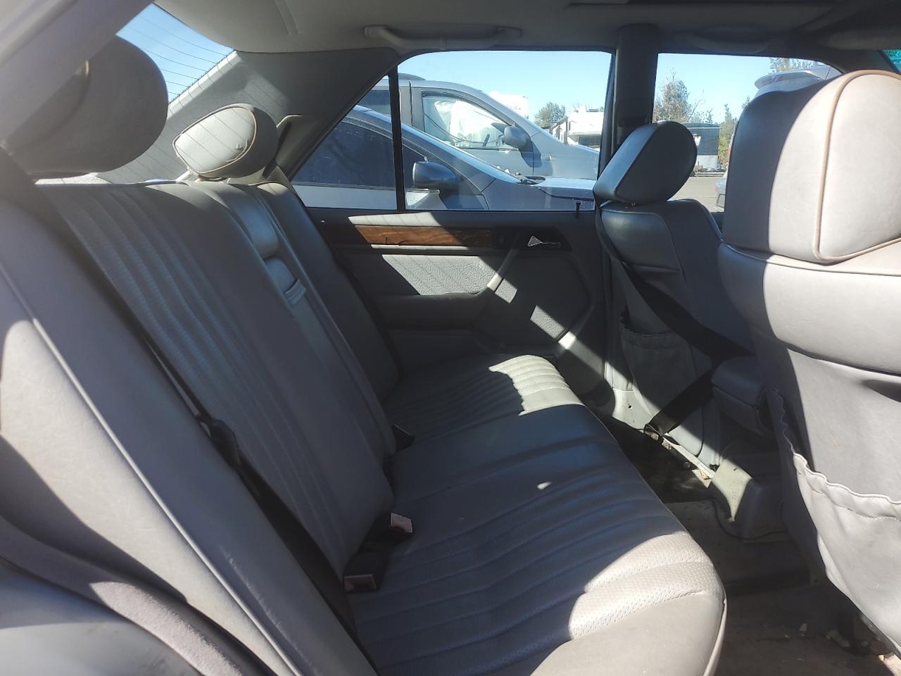 1990 Mercedes-Benz 300 D VIN: WDBEB28DXLB279354 Lot: 86501125