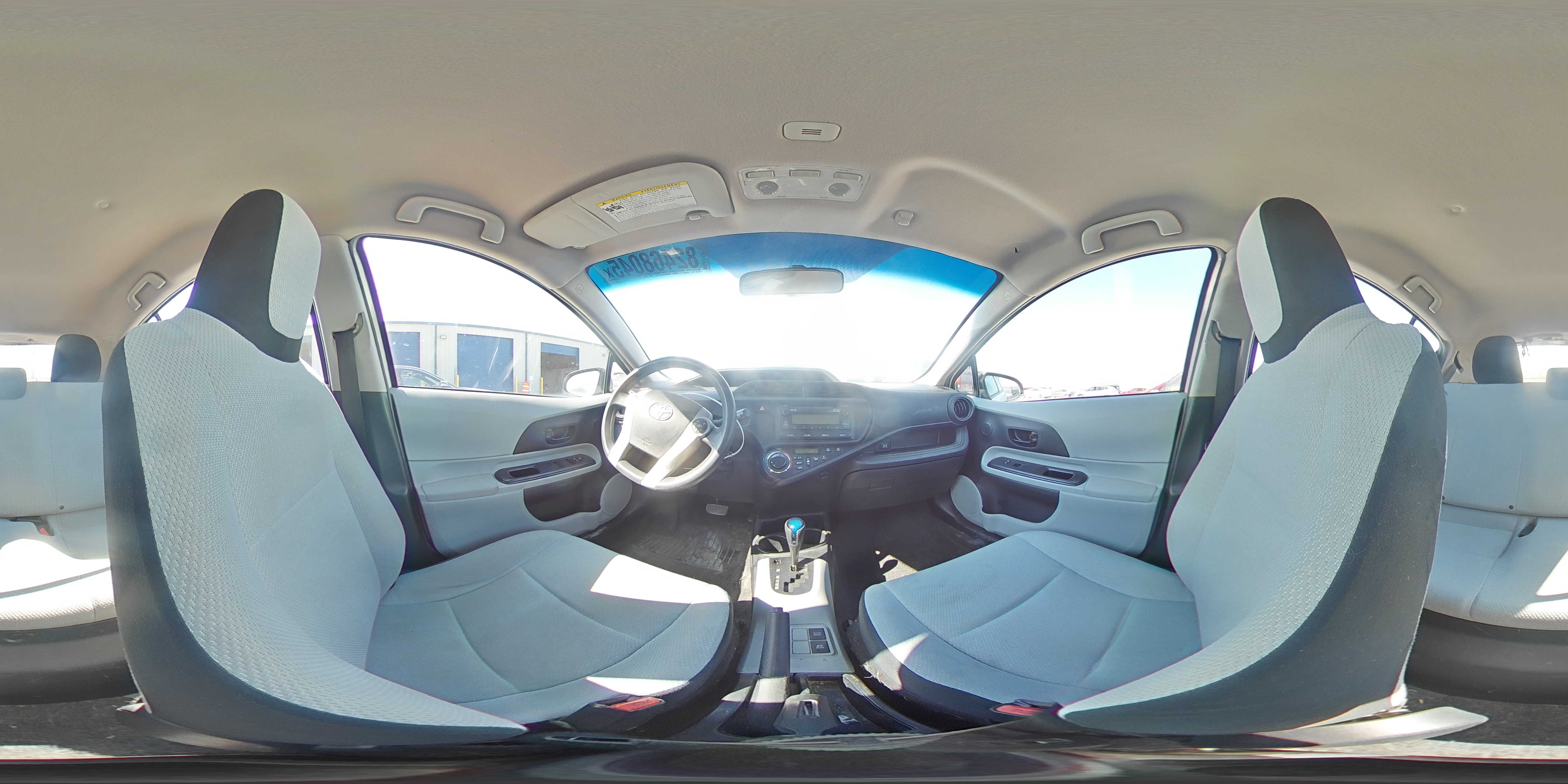 2014 Toyota Prius C VIN: JTDKDTB3XE1561409 Lot: 82468045