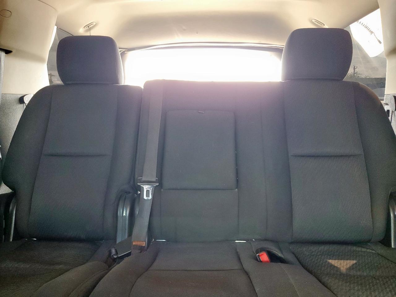 2011 Chevrolet Tahoe C1500 Ls VIN: 1GNSCAE08BR102151 Lot: 85701265