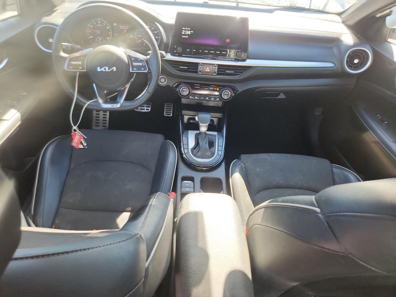 2024 Kia Forte Gt Line VIN: 3KPF54AD3RE825927 Lot: 87237825