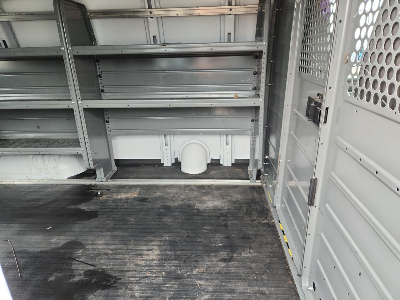 2021 Chevrolet Express 2500 Delivery Van VIN: 1GCWGAF74M1253399 Lot: 90285215