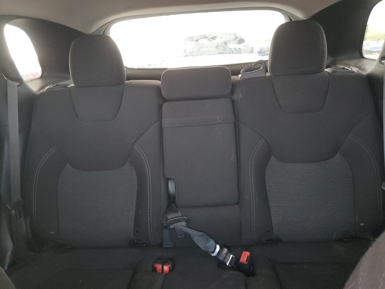 2019 Jeep Cherokee Latitude VIN: 1C4PJLCB1KD241748 Lot: 90341635