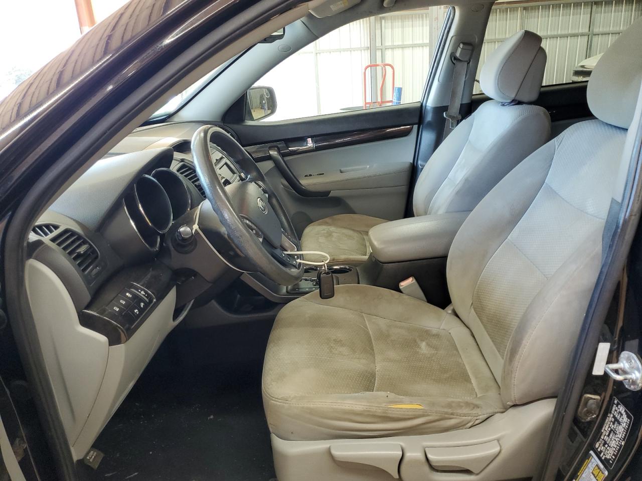 2011 Kia Sorento Base VIN: 5XYKT3A19BG178186 Lot: 85497385