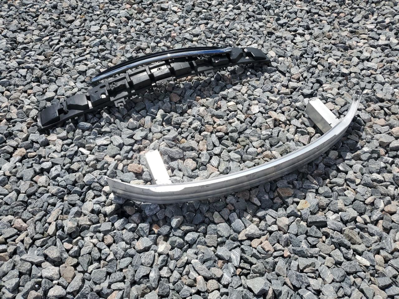 2015 Chrysler 200 Limited VIN: 1C3CCCAB7FN541388 Lot: 85830475