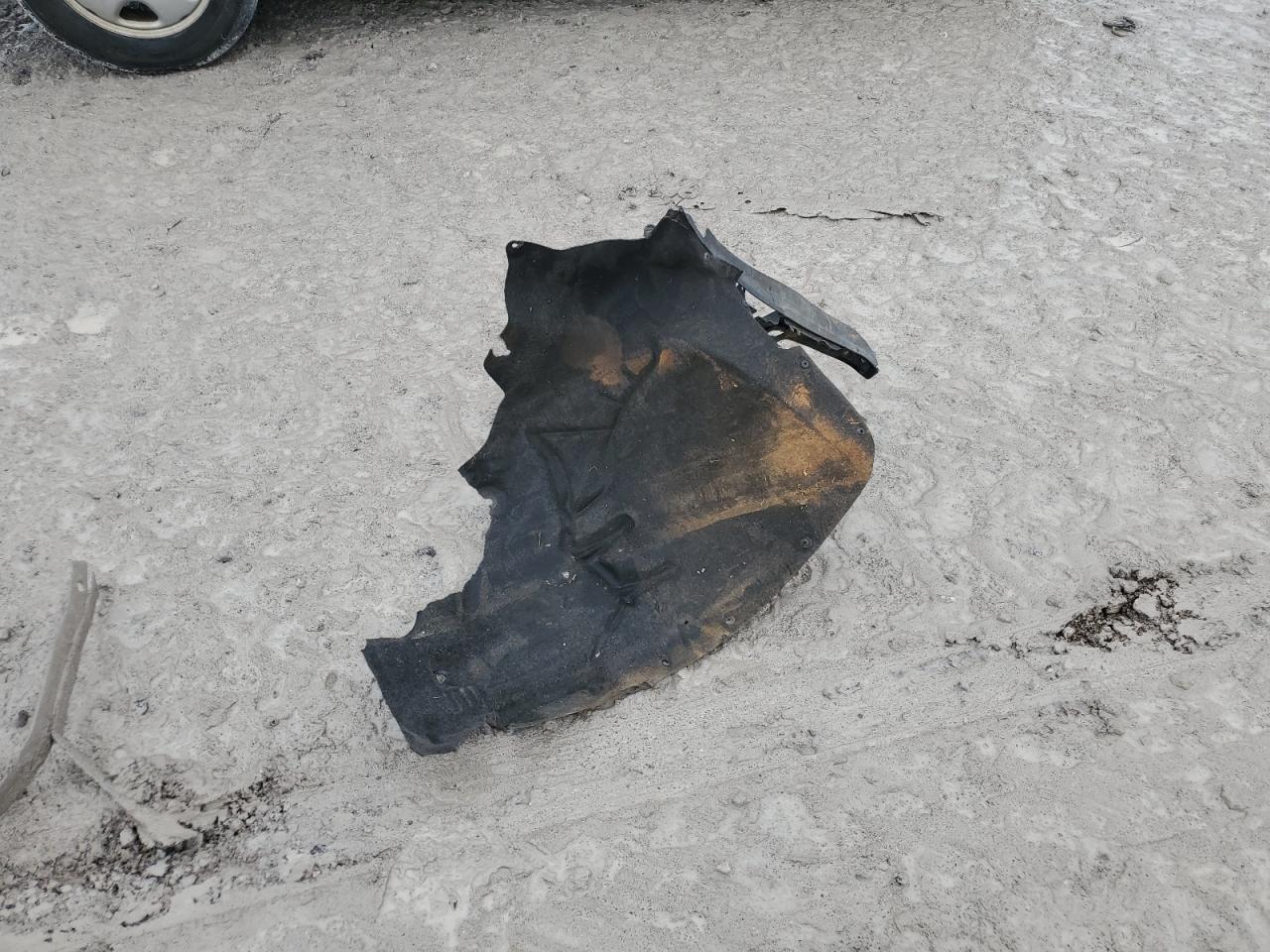 2024 Porsche Macan Base VIN: WP1AA2A56RLB01643 Lot: 85394875