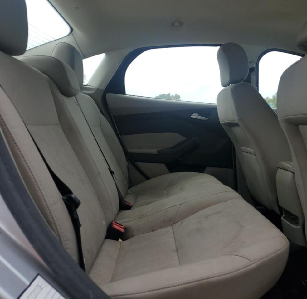 2017 Ford Focus Se VIN: 1FADP3F21HL272483 Lot: 84636395