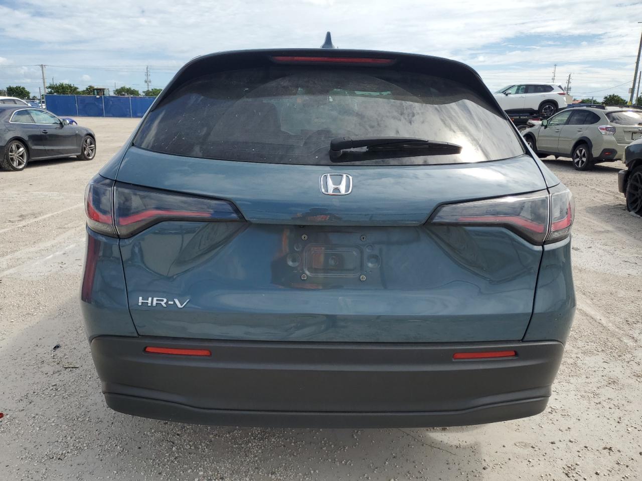 2024 Honda Hr-V Lx VIN: 3CZRZ1H39RM706356 Lot: 82456555